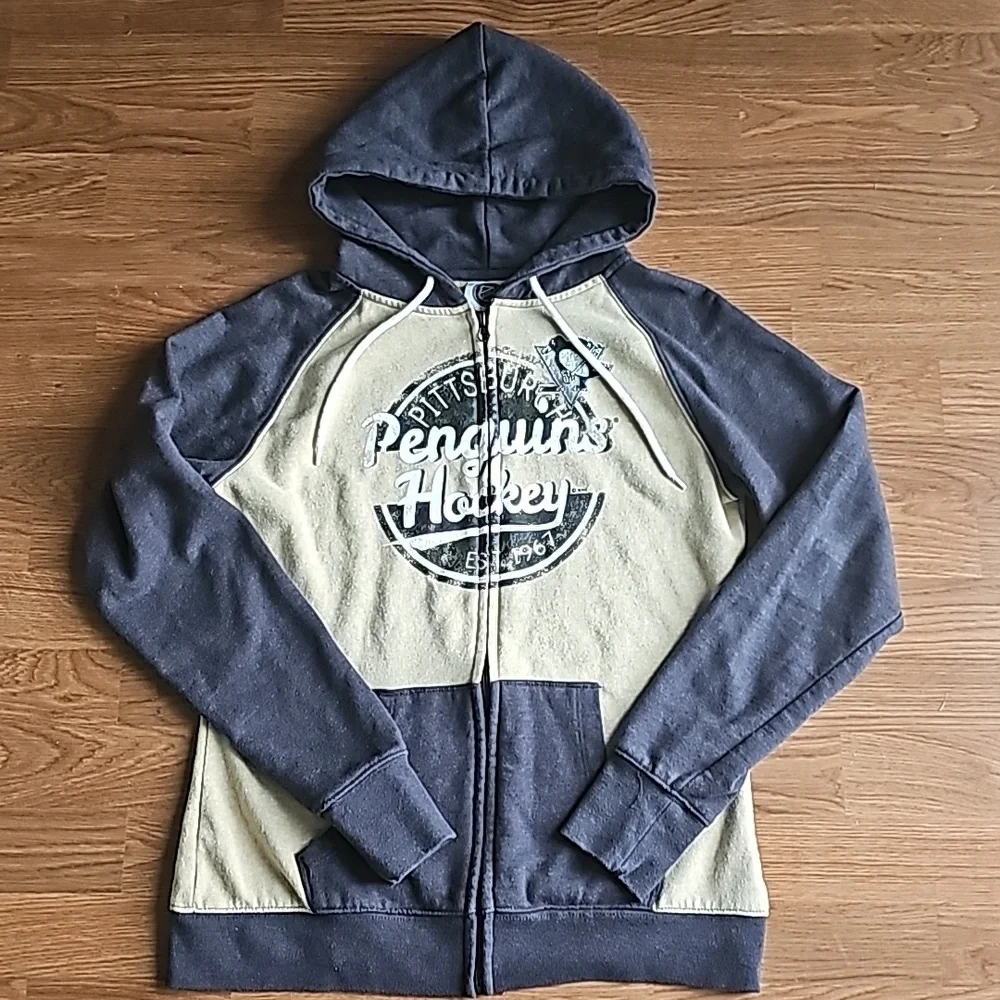 NHL Pittsburgh Penguins Hockey Full Zip Hooded Sweatshirt Jacket Women's Medium - Picture 1 of 14